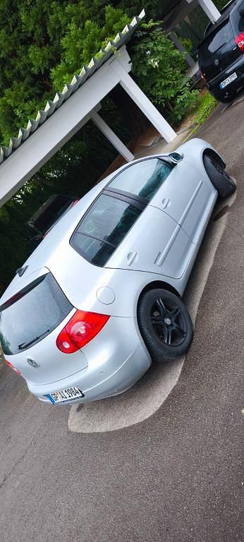 Gebraucht VW Golf V Trendline 105 PS (77 kW) 2007 Silber Kombi