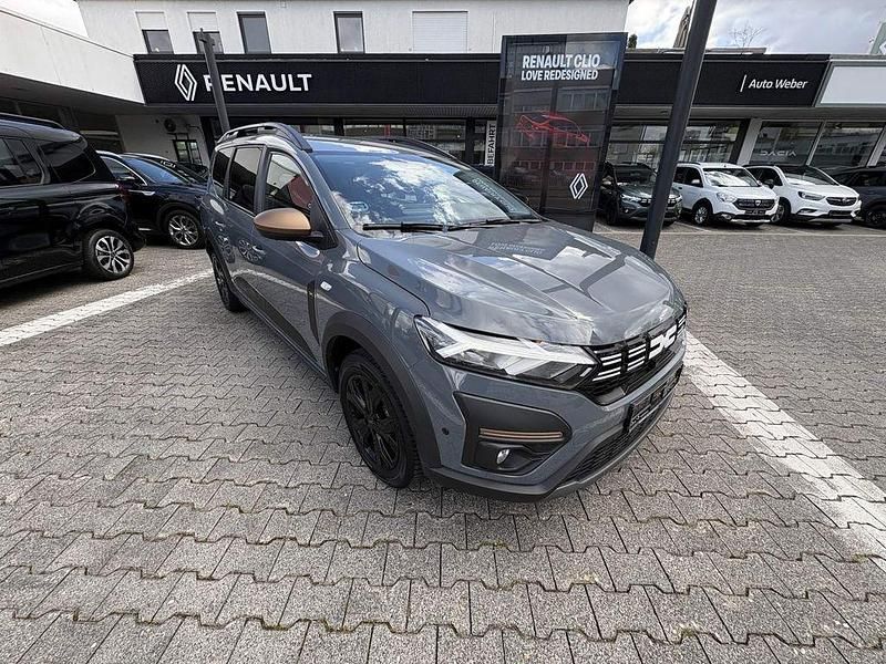 Gebraucht Dacia Jogger Extreme 94 PS (69 kW) 2024 Grau Van / Kleinbus