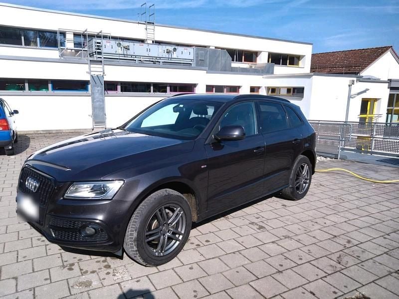 Gebraucht Audi Q5 S-Line 177 PS (130 kW) 2014 Grau SUV
