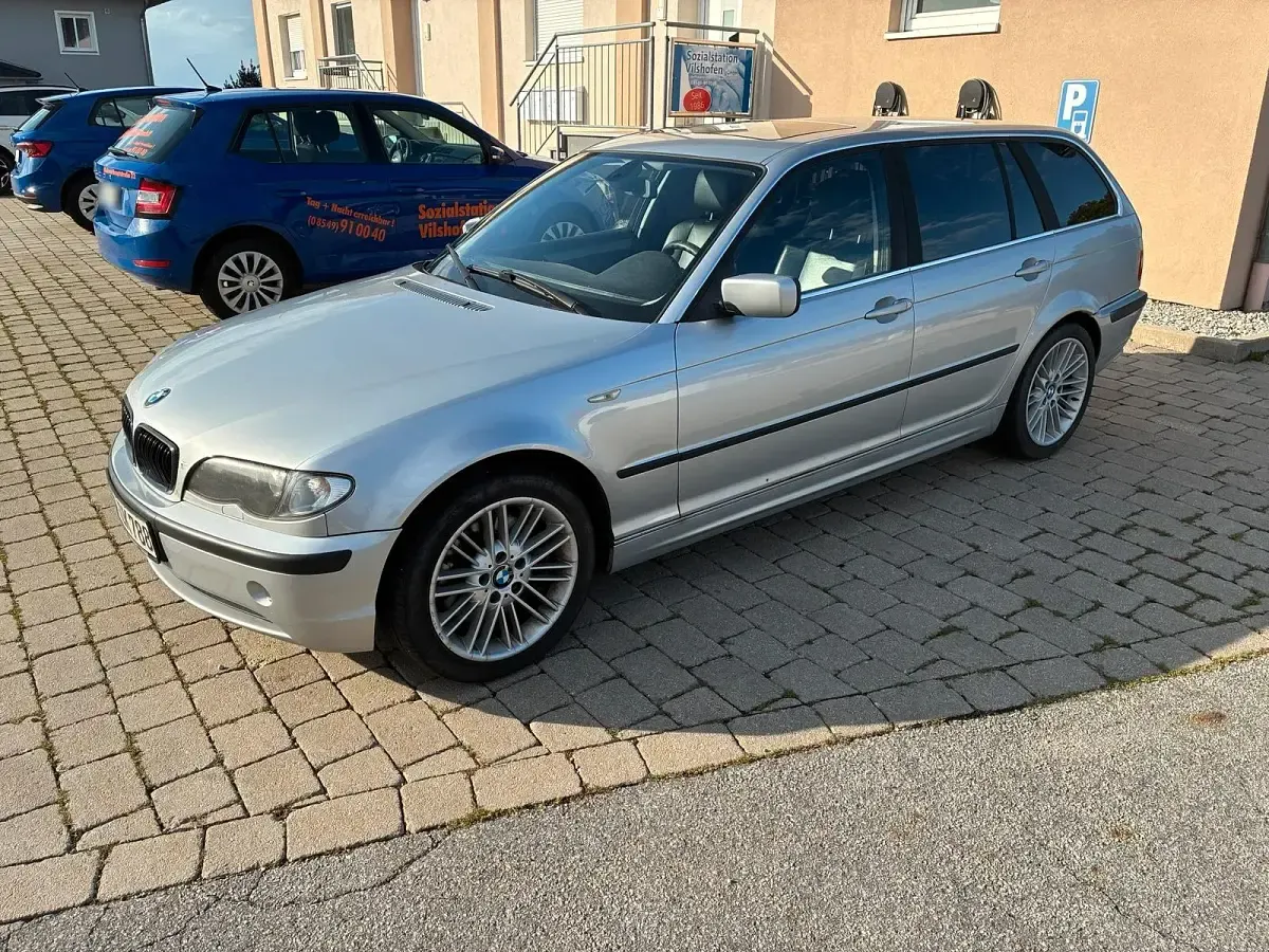 Gebraucht BMW 330 204 PS (150 kW) 2004 Silber Kombi