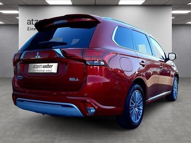 Gebraucht Mitsubishi Outlander P-HEV Plus 224 PS (164 kW) 2021 Rot SUV