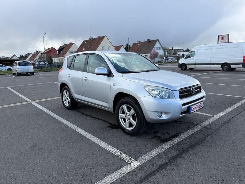 Gebraucht Toyota RAV4 Executive 136 PS (100 kW) 2009 Silber SUV