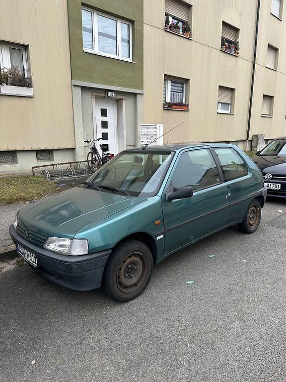 Gebraucht Peugeot 106 45 PS (33 kW) 1996 Grün Kleinwagen