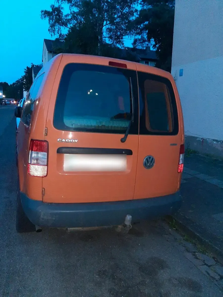 Gebraucht VW Caddy 109 PS (80 kW) 2008 Orange Van / Kleinbus