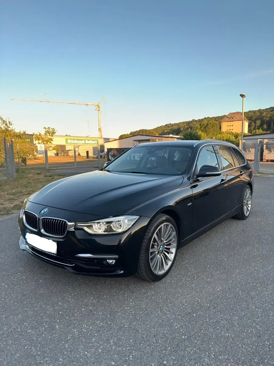 Gebraucht BMW 320 Luxury Line 190 PS (139 kW) 2017 Schwarz Kombi