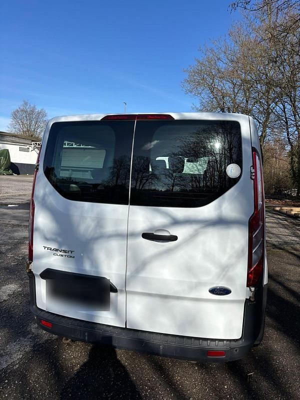 Gebraucht Ford Transit Custom 105 PS (77 kW) 2017 Weiß Van / Kleinbus