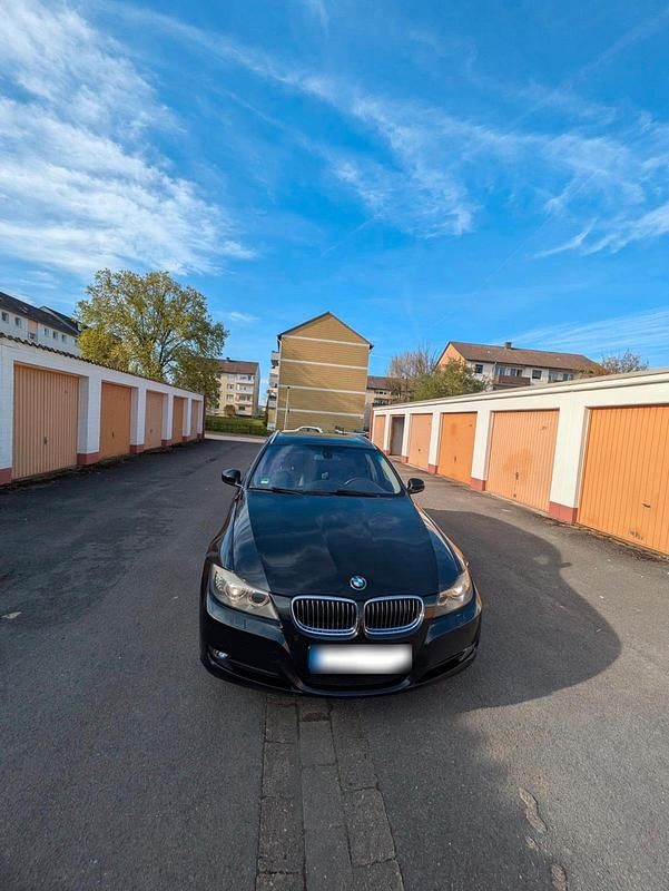 Second-hand BMW 325 218 CP (160 kW) 2011 Negru Break