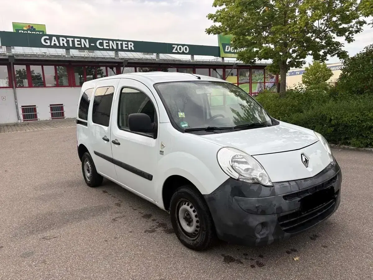 Gebraucht Renault Kangoo Authentique 87 PS (63 kW) 2010 Kombi