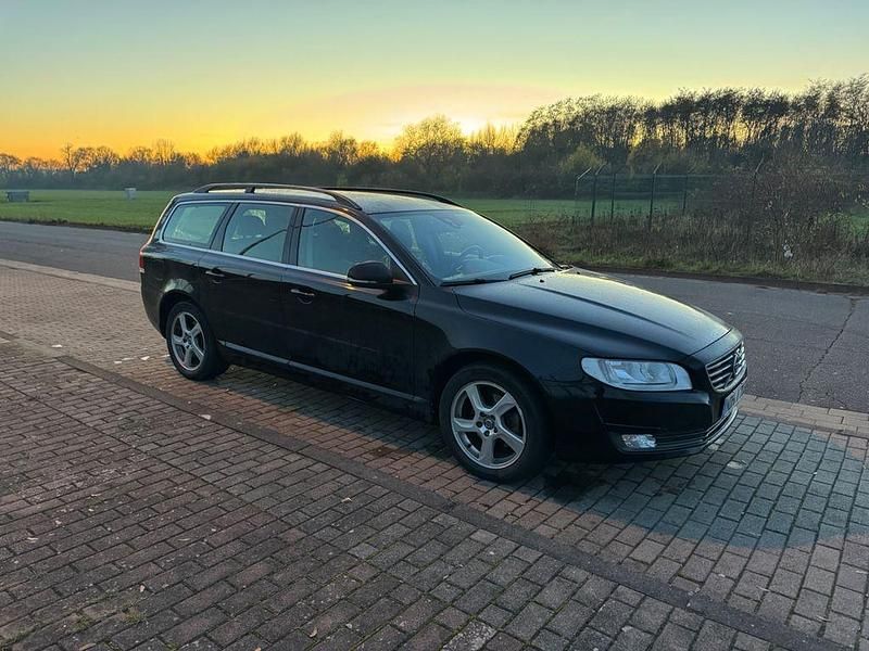 Gebraucht Volvo V70 Kinetic 150 PS (110 kW) 2016 Schwarz Kombi