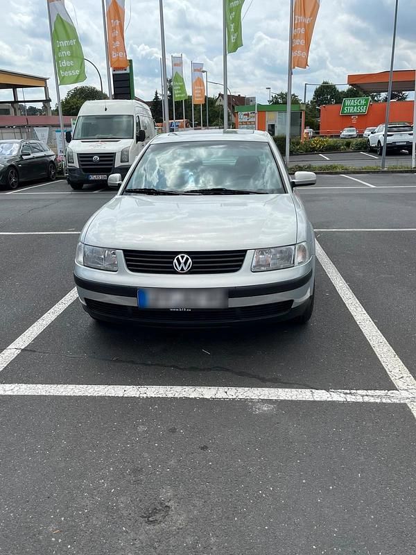 Gebraucht VW Passat 125 PS (91 kW) 2000 Limousine