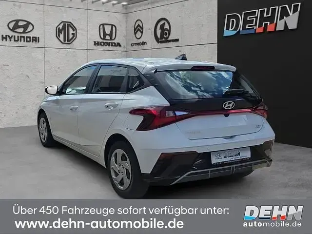 Neu Hyundai i20 Select 90 PS (66 kW) 2026 Weiß Kleinwagen