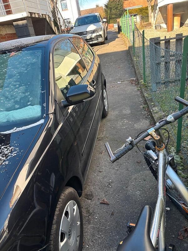 Gebraucht VW Polo 60 PS (44 kW) 2009 Schwarz Kleinwagen