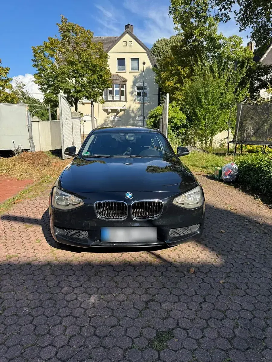 Gebraucht BMW 116 Sport Line 136 PS (100 kW) 2012 Schwarz Kleinwagen