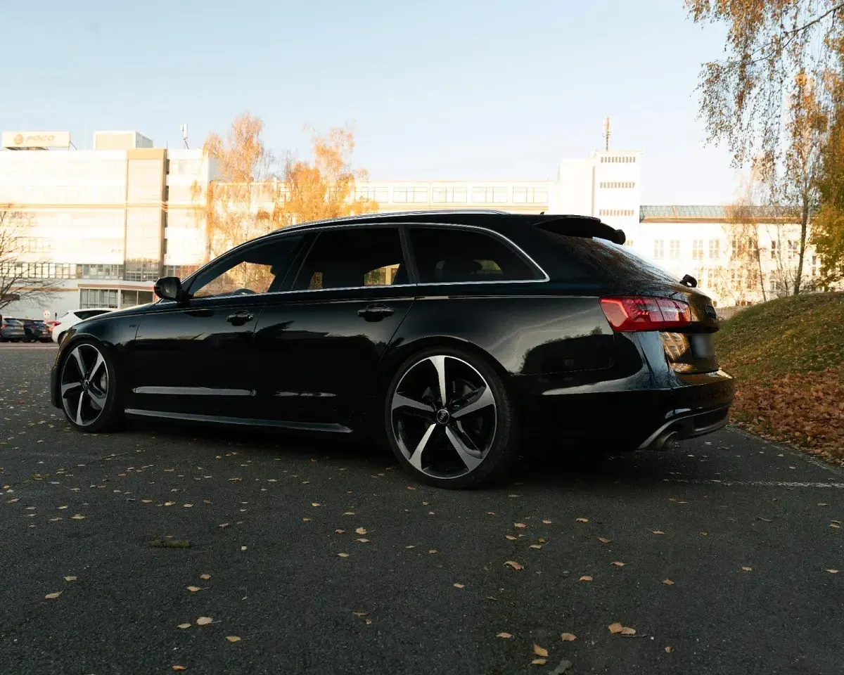 Gebraucht Audi A6 Exclusive 313 PS (230 kW) 2024 Schwarz Kombi