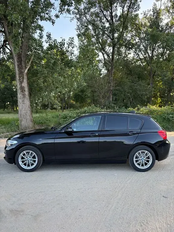 Gebraucht BMW 116 109 PS (80 kW) 2015 Schwarz Kleinwagen