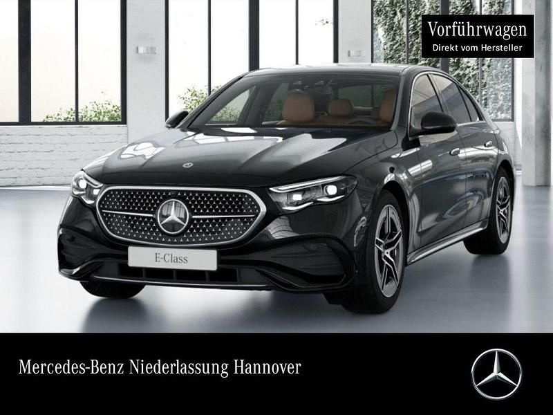 Schwarz Gebraucht 2025 Mercedes E220 AMG line Limousine | 64.500 € - Bild 1/4