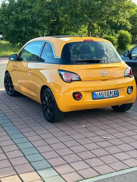 Gebraucht Opel Adam Open Air 69 PS (50 kW) 2016 Orange Kleinwagen