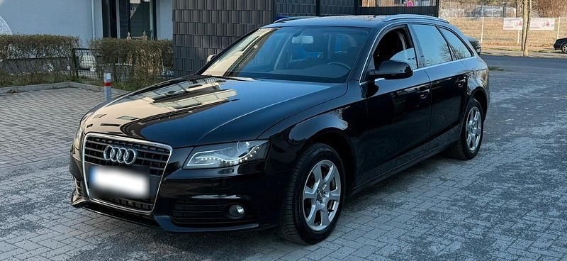 Gebraucht Audi A4 140 PS (102 kW) 2010 Schwarz Kombi