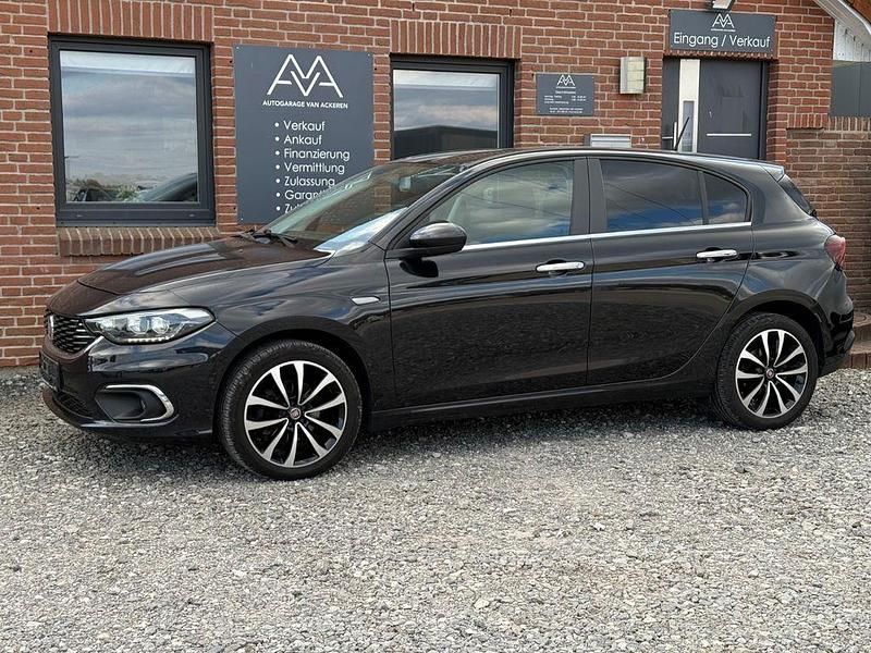 Gebraucht Fiat Tipo Lounge 120 PS (88 kW) 2020 Schwarz Limousine