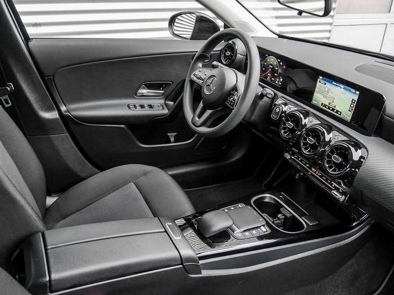 Gebraucht Mercedes A250 218 PS (160 kW) 2022 Schwarz Limousine
