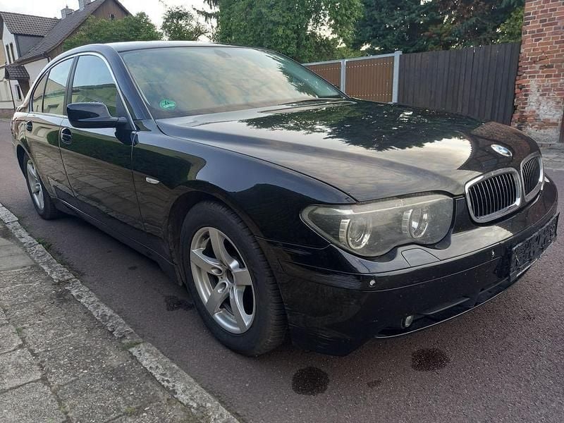 Gebraucht BMW 735 272 PS (200 kW) 2002 Schwarz Limousine