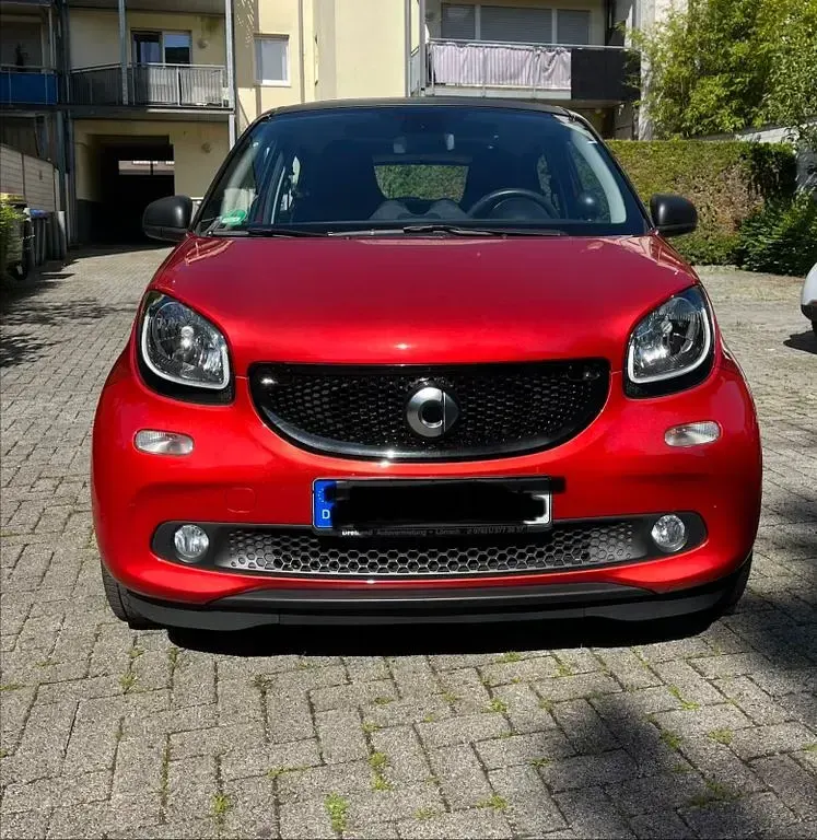 Gebraucht Smart ForFour Passion 71 PS (52 kW) 2016 Rot Kleinwagen