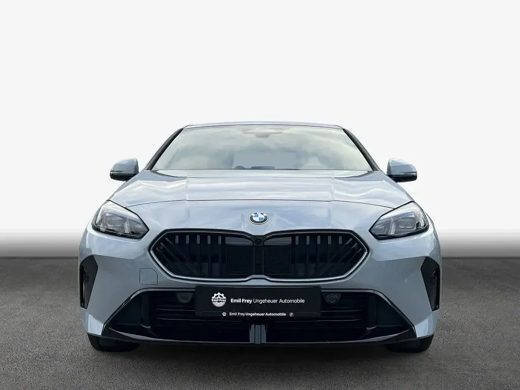 Gebraucht BMW 220 Performance 156 PS (114 kW) 2025 Grau Coupé