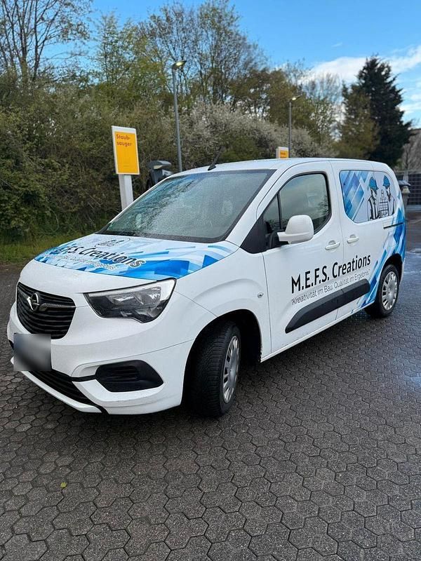Gebraucht Opel Combo Life 102 PS (75 kW) 2019 Weiß Van / Kleinbus