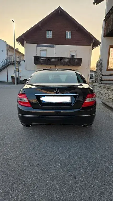 Gebraucht Mercedes 350 224 PS (164 kW) 2009 Schwarz Limousine