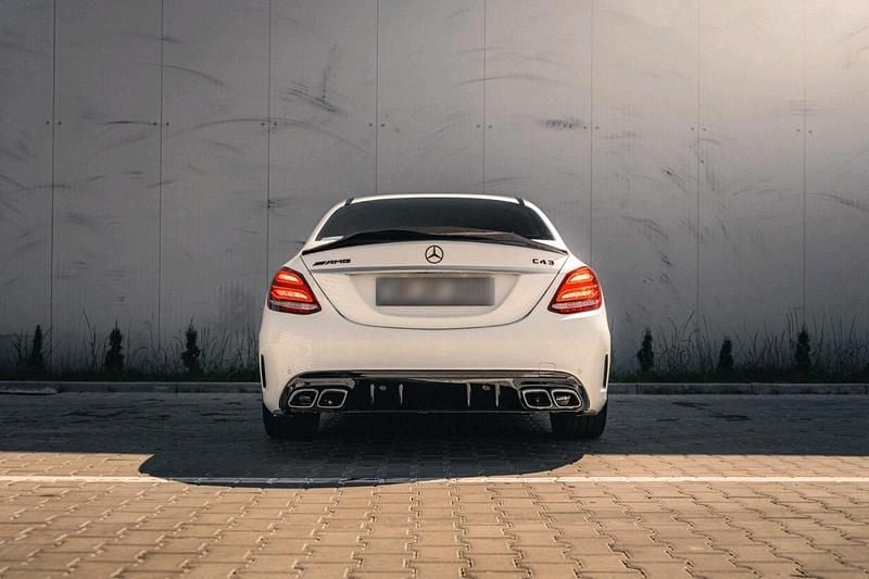 Gebraucht Mercedes C43 AMG AMG 367 PS (269 kW) 2017 Weiß Limousine