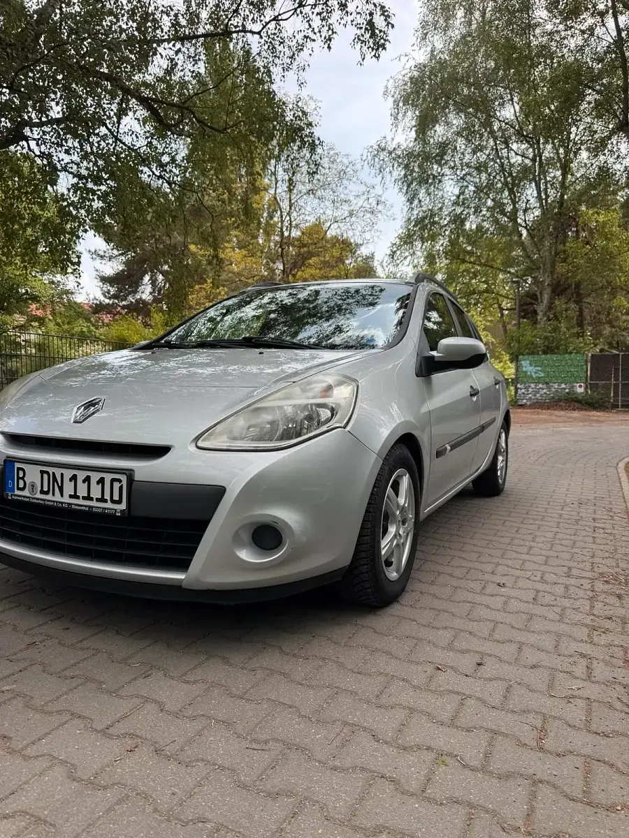 Occasion Renault Clio GrandTour 75 ch (55 kW) 2012 Gris Break