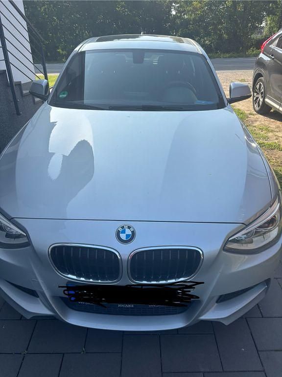 Grau Gebraucht 2013 BMW 125 Sport Line Kleinwagen | 13.000 € (Guter Preis) - Bild 1/4