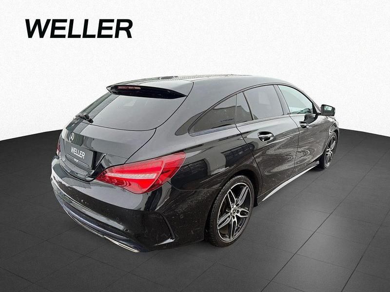 Gebraucht Mercedes CLA200 Shooting Brake Sport 156 PS (114 kW) 2019 Schwarz Kombi