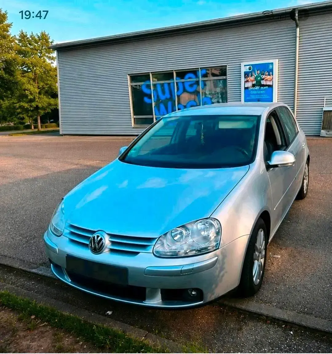 Używany VW Golf V Goal 80 KM (58 kW) 2006 Srebrny Hatchback