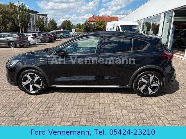 Gebraucht Ford Focus Active X 155 PS (114 kW) 2024 Schwarz SUV