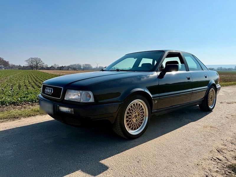 Gebraucht Audi 80 133 PS (97 kW) 1994 Andere farben Limousine