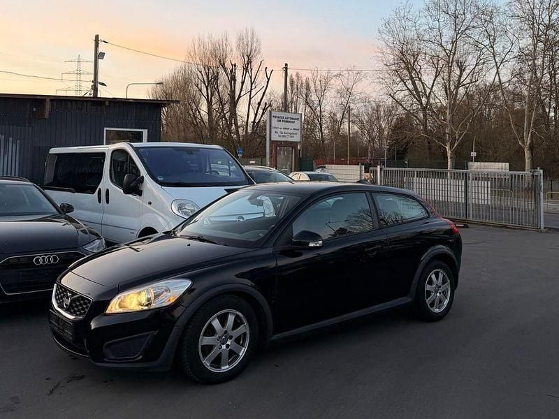 Gebraucht Volvo C30 Kinetic 114 PS (83 kW) 2011 Schwarz Kleinwagen