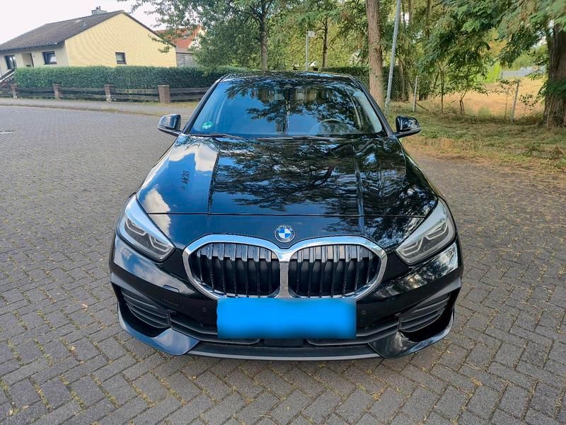 Gebraucht BMW 118 Advantage 150 PS (110 kW) 2021 Schwarz Kleinwagen