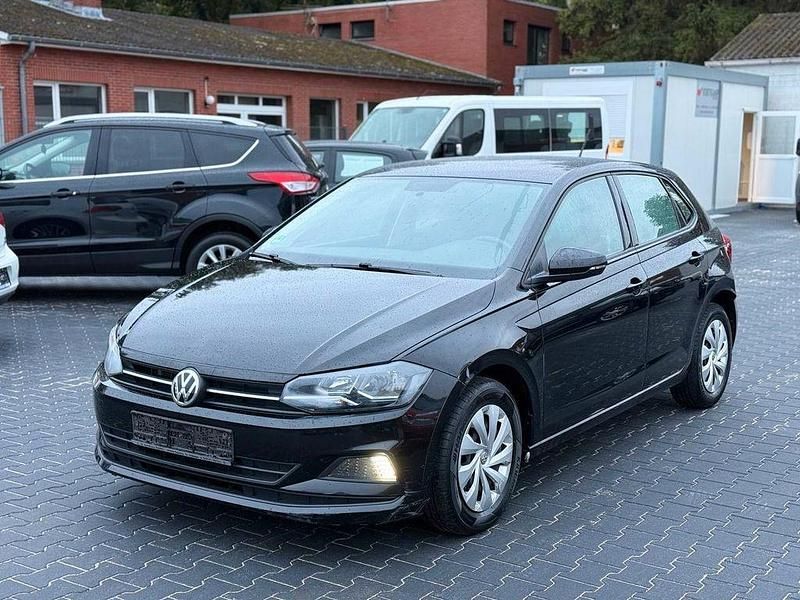 Schwarz Gebraucht 2019 VW Polo Comfortline Limousine | 5.800 € - Bild 1/4