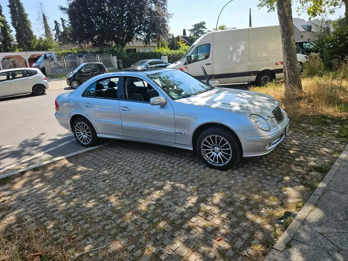 Gebraucht Mercedes E320 224 PS (164 kW) 2002 Limousine