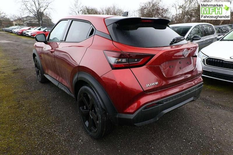 Neu Nissan Juke 360º 114 PS (83 kW) 2025 Fuji sunset red perleffekt SUV