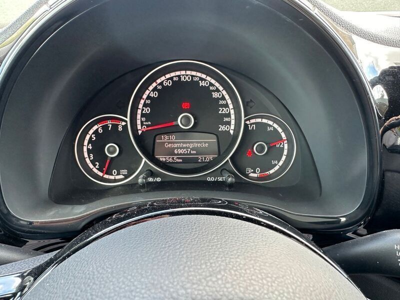 Schwarz Gebraucht 2016 VW Beetle Basis Cabrio | 15.700 € (Fairer Preis) - Bild 1/4