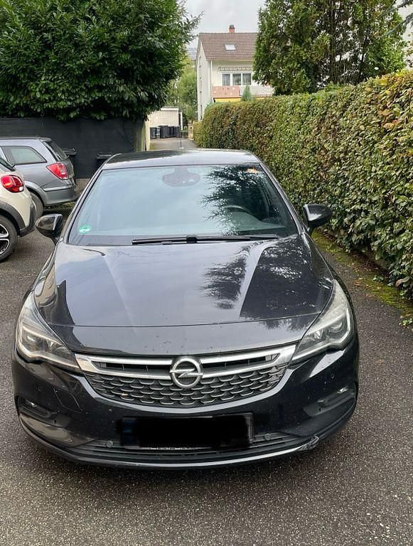 Schwarz Gebraucht 2016 Opel Astra Dynamic Limousine | 7.600 € (Guter Preis) - Bild 1/4