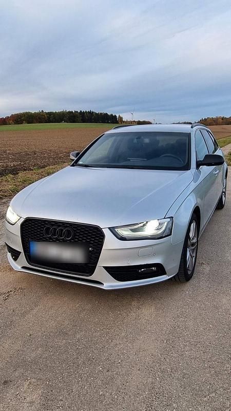 Gebraucht Audi A4 Sport 143 PS (105 kW) 2012 Silber Kombi