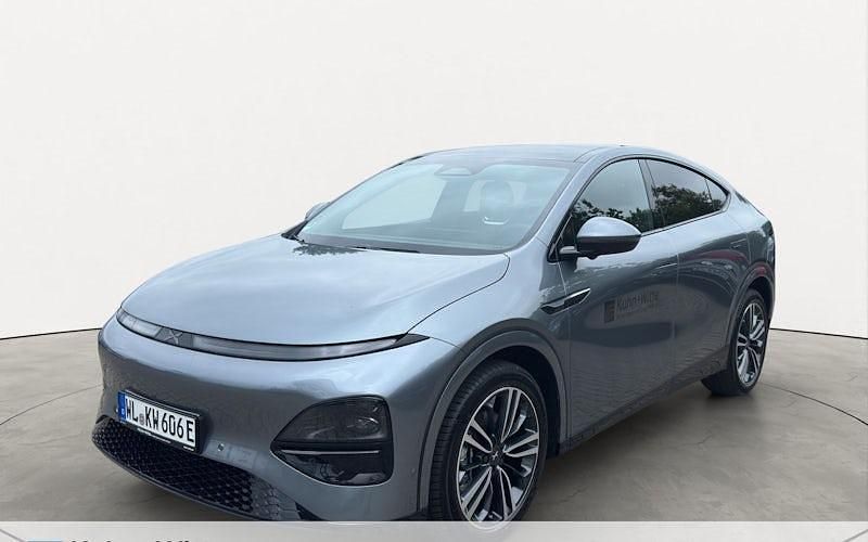 Grau Gebraucht 2025 XPENG G6 AWD Performance SUV | 53.990 € - Bild 1/4