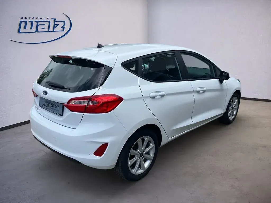 Usata Ford Fiesta Cool & Connect 101 CV (74 kW) 2018 Bianco Utilitaria