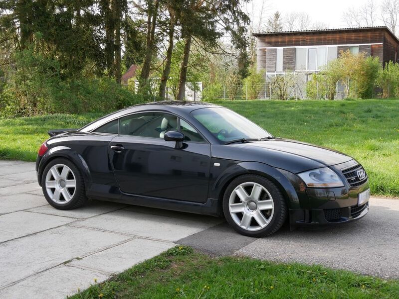Schwarz Gebraucht 2004 Audi TT Sport Coupé | 17.900 € (Teuer) - Bild 1/4