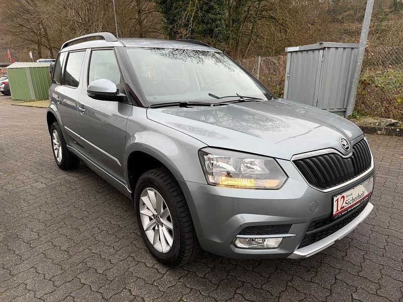 Grau Gebraucht 2017 Skoda Yeti Ambition SUV | 13.950 € (Guter Preis) - Bild 1/4