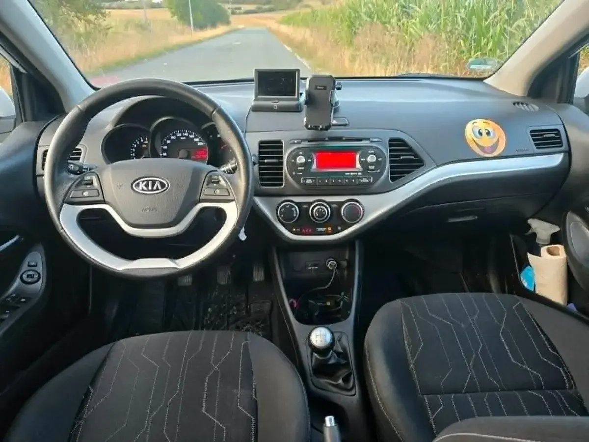 Gebraucht Kia Picanto 84 PS (61 kW) 2012 Weiß Kleinwagen