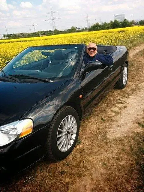 Second-hand Chrysler Sebring Cabriolet Limited 203 CP (149 kW) 2004 Negru Cabrio